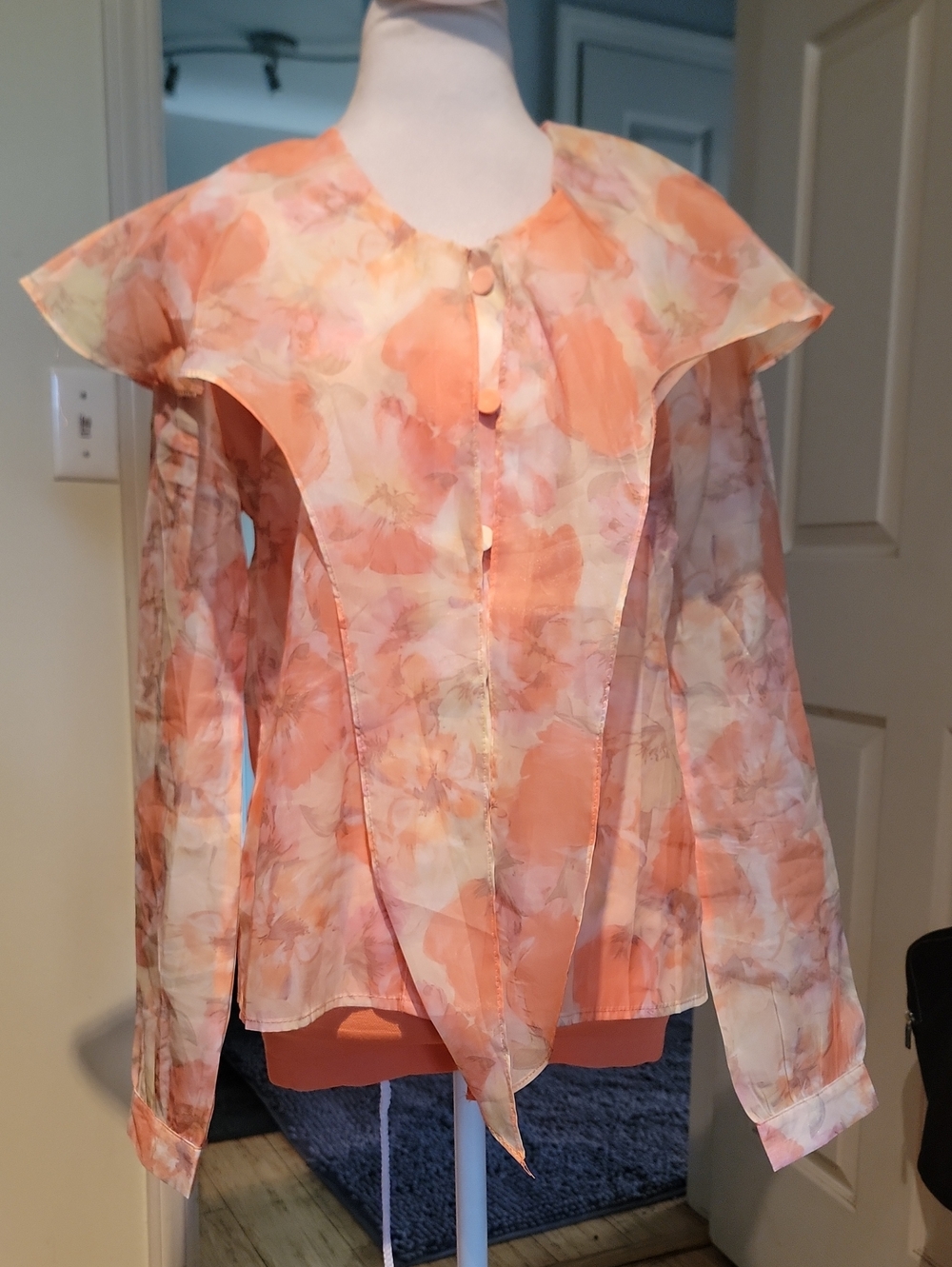Beulah Peach and Cream Floral Button-Front Blouse Yummie Shaper Tank